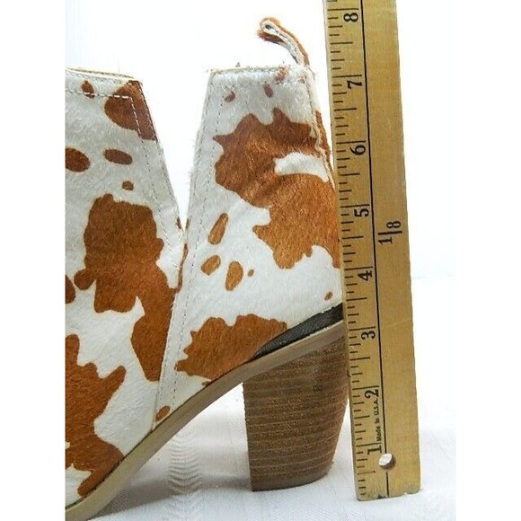 Very Volatile Cowhide Ankle Boot Womens Size 9 w/3" Heel - Picture 12 of 12